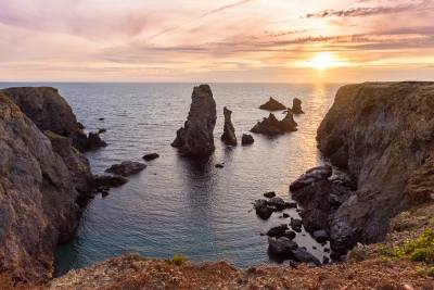 Coucher de soleil aux aiguilles de Port-Coton (Belle-Ile-en-Mer)