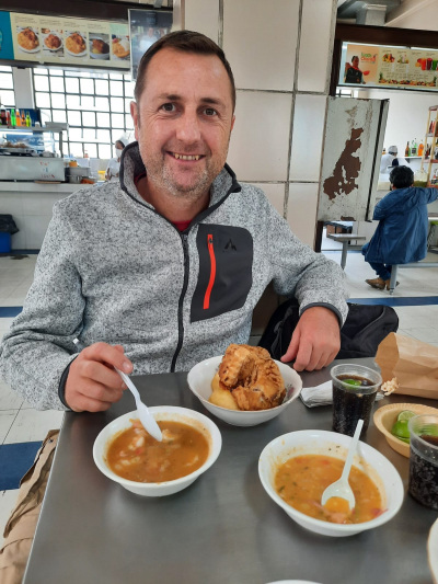 Luc-repas-marche-Quito